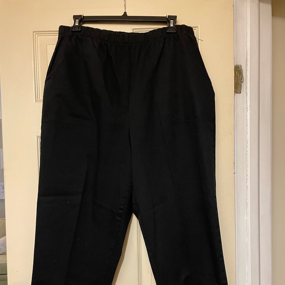 Denim and company black pants with elastic waist